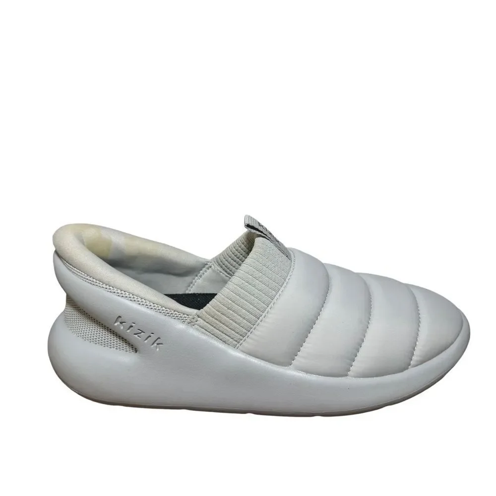 Kizik Men's White Slip-On Loafers size 7 women’s 8.5